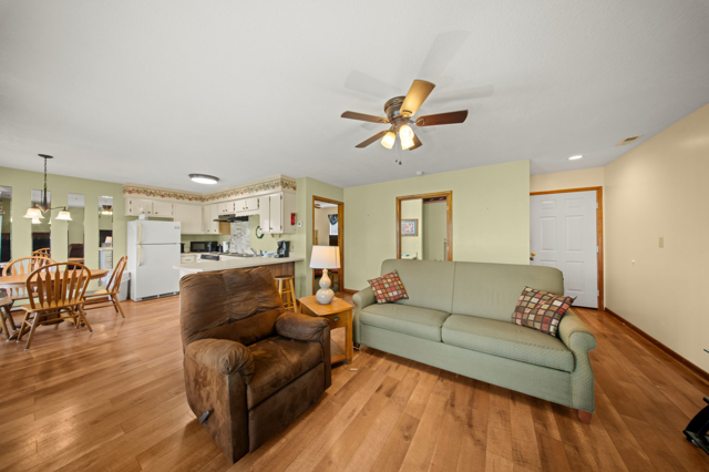 CoolVacay listing image